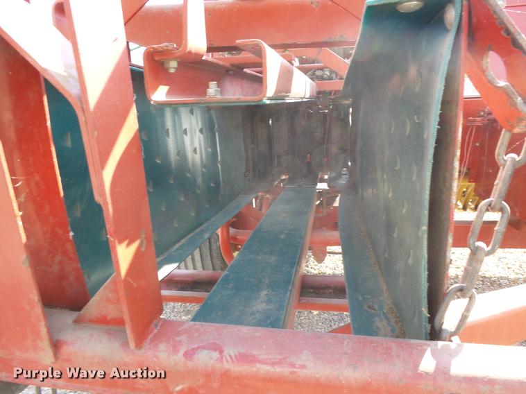 image for item DB1978 New Holland 575 square baler