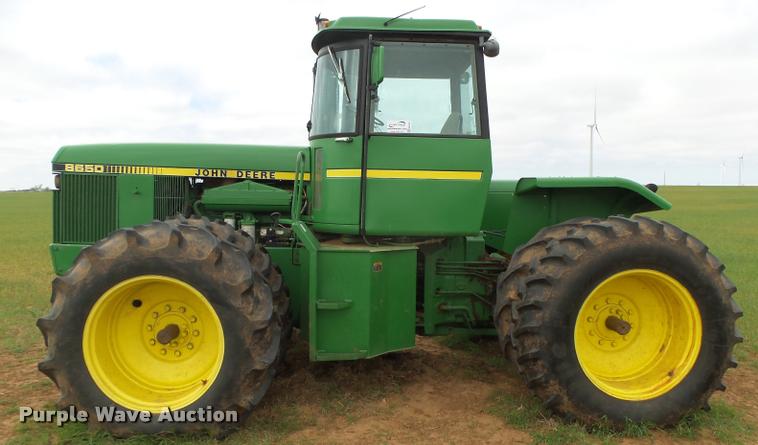 image for item DB1993 1983 John Deere 8650 4WD tractor