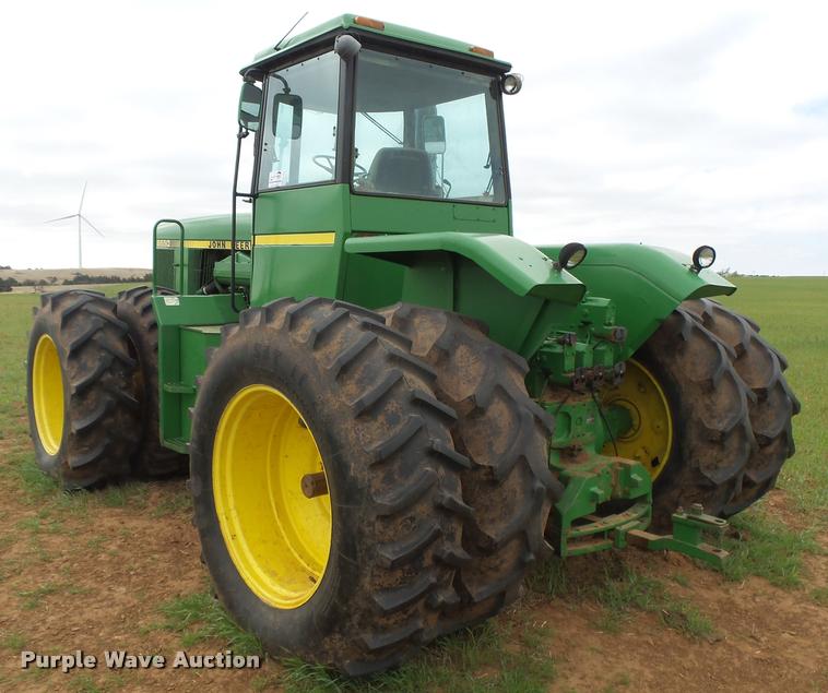 image for item DB1993 1983 John Deere 8650 4WD tractor
