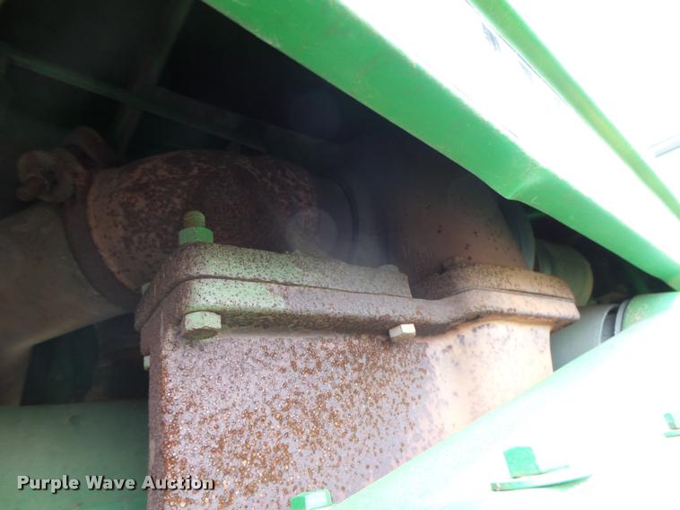 image for item DB1993 1983 John Deere 8650 4WD tractor