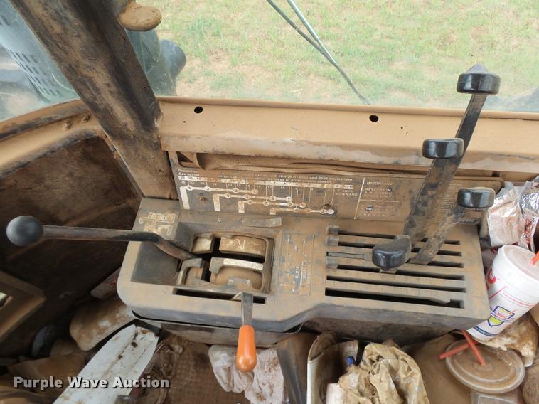 image for item DB1993 1983 John Deere 8650 4WD tractor