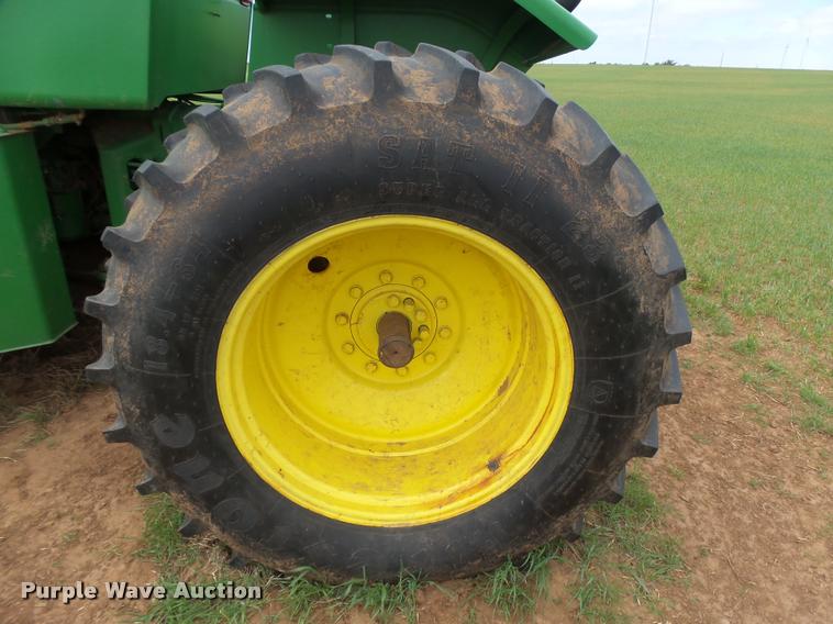 image for item DB1993 1983 John Deere 8650 4WD tractor