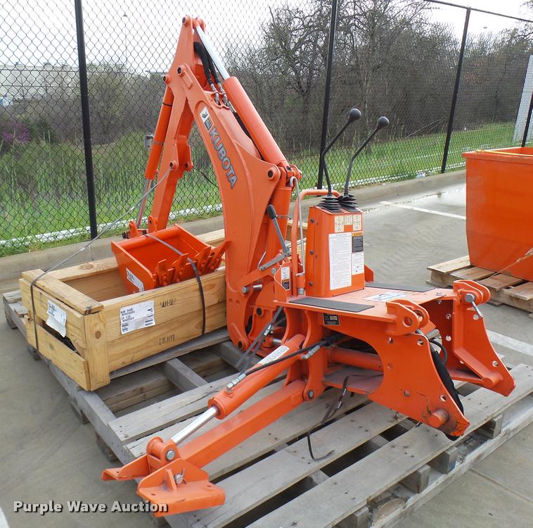 Kubota backhoe attachment in Grapevine, TX Item DB2467 sold Purple Wave