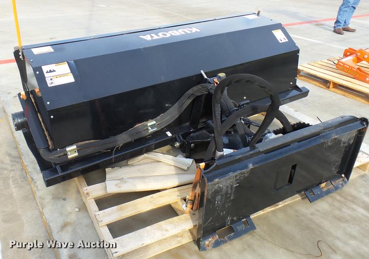 Kubota sweeper attachment in Grapevine, TX Item DB2470 sold Purple Wave