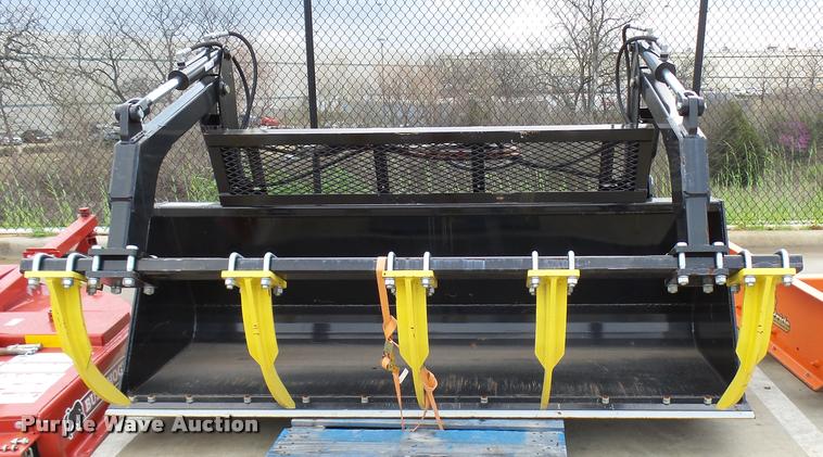 image for item DB2472 MDS grapple bucket