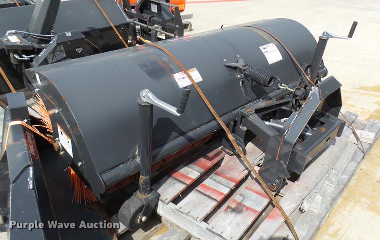 image for item DB2475 2013 Polaris Brutus 900 utility vehicle