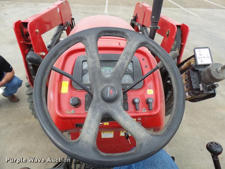 image for item DB2479 Mahindra 5555 MFWD tractor