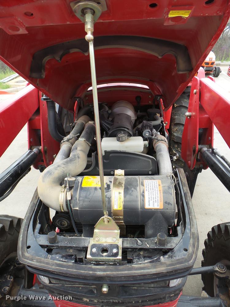 image for item DB2479 Mahindra 5555 MFWD tractor