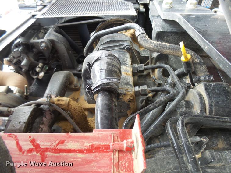 image for item DB2479 Mahindra 5555 MFWD tractor