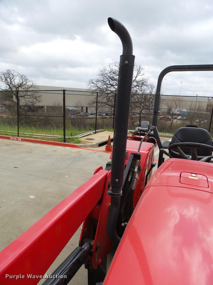 image for item DB2479 Mahindra 5555 MFWD tractor