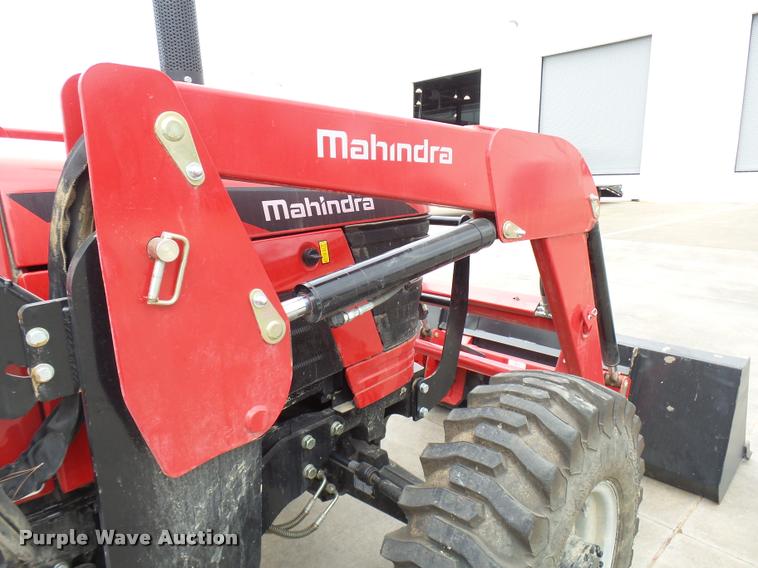 image for item DB2479 Mahindra 5555 MFWD tractor