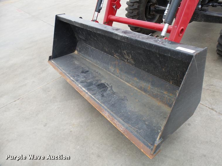 image for item DB2479 Mahindra 5555 MFWD tractor