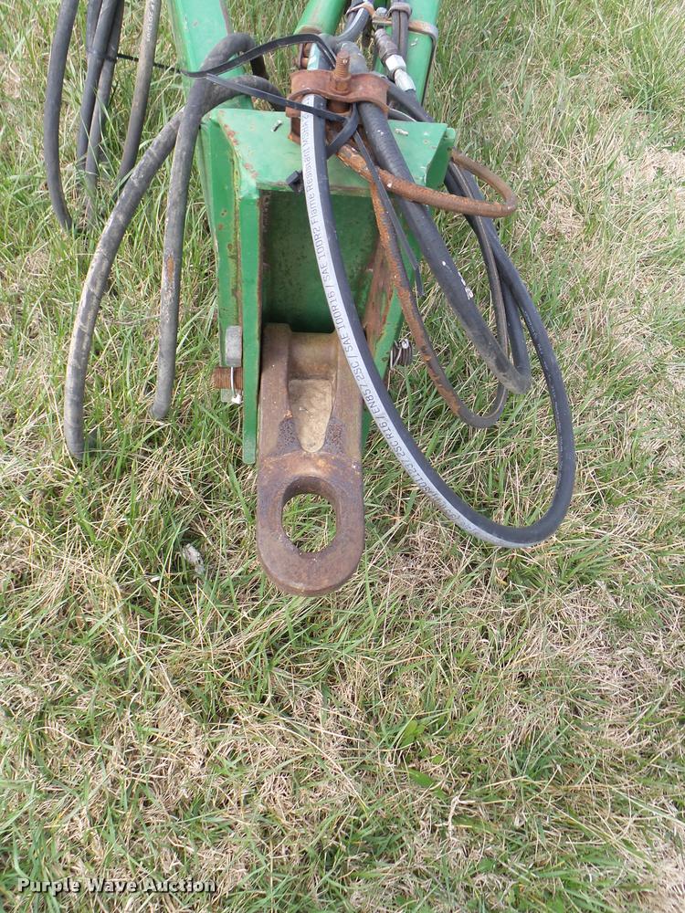 image for item DB2498 John Deere 960 field cultivator