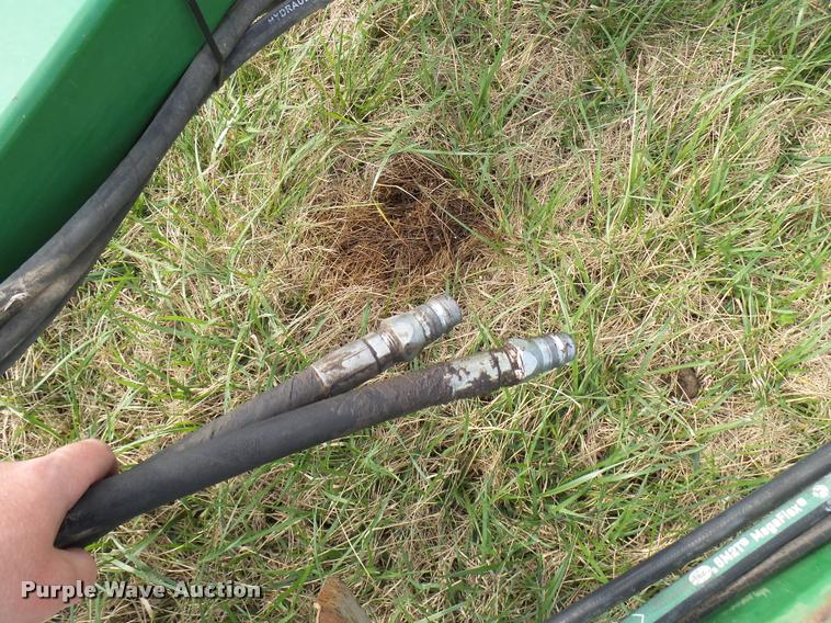 image for item DB2498 John Deere 960 field cultivator