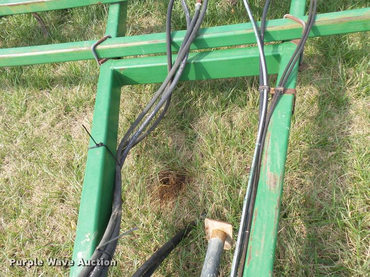 image for item DB2498 John Deere 960 field cultivator