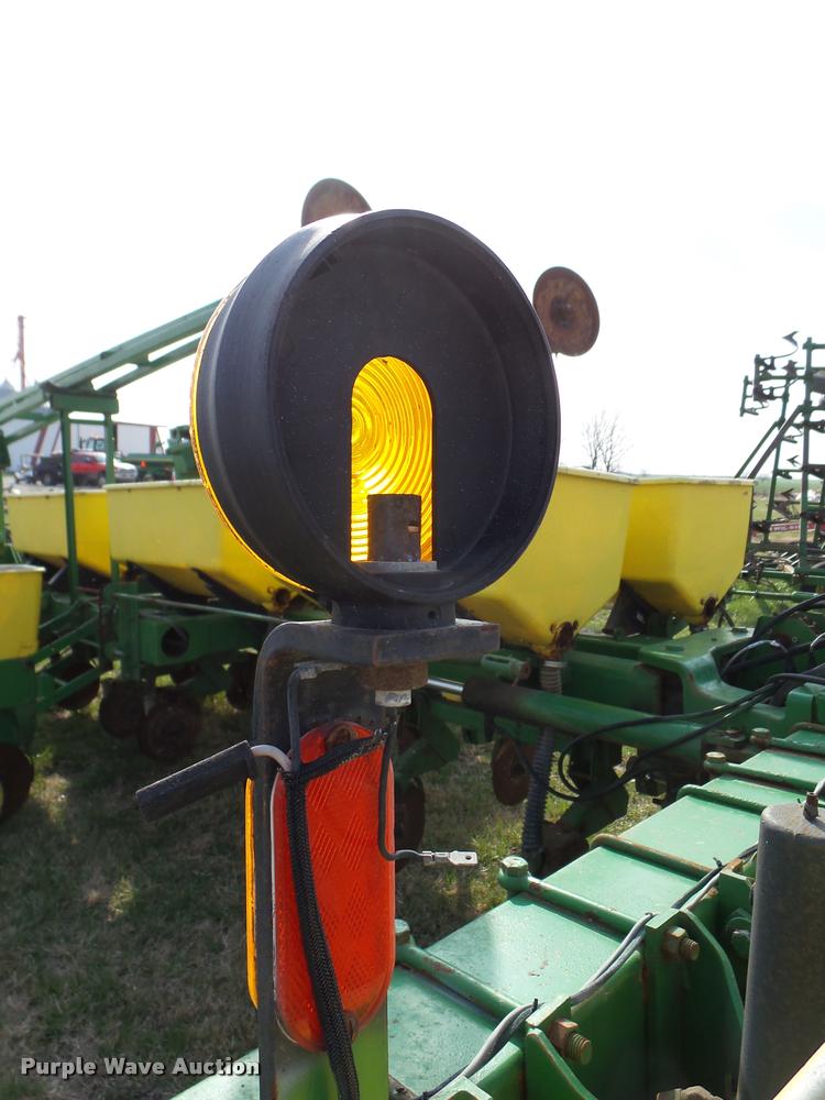 image for item DB2499 John Deere 7000 planter