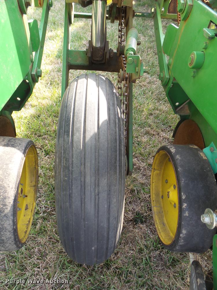 image for item DB2499 John Deere 7000 planter
