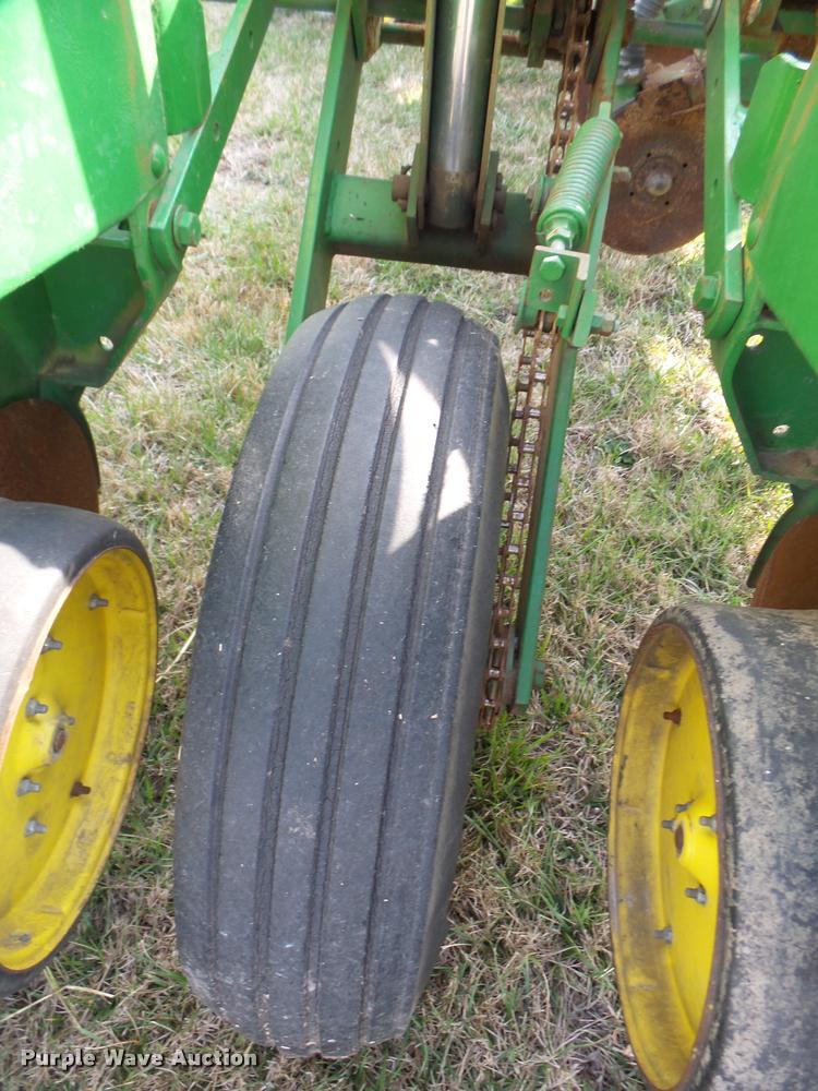 image for item DB2499 John Deere 7000 planter