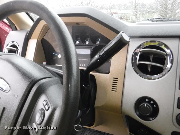 image for item DB3883 2013 Ford F450 Super Duty XLT flatbed pickup truck