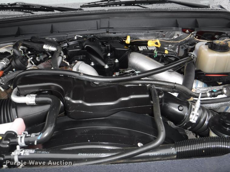 image for item DB3883 2013 Ford F450 Super Duty XLT flatbed pickup truck