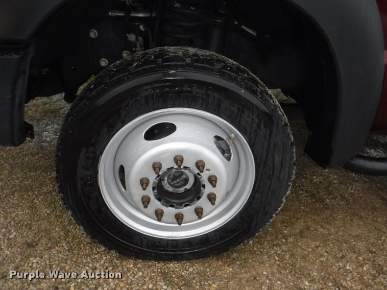 image for item DB3883 2013 Ford F450 Super Duty XLT flatbed pickup truck