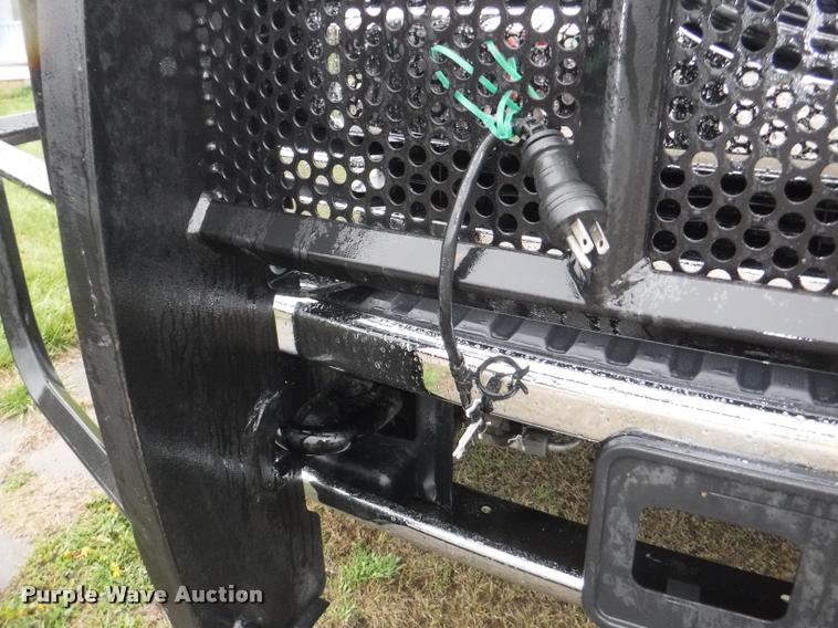 image for item DB3883 2013 Ford F450 Super Duty XLT flatbed pickup truck