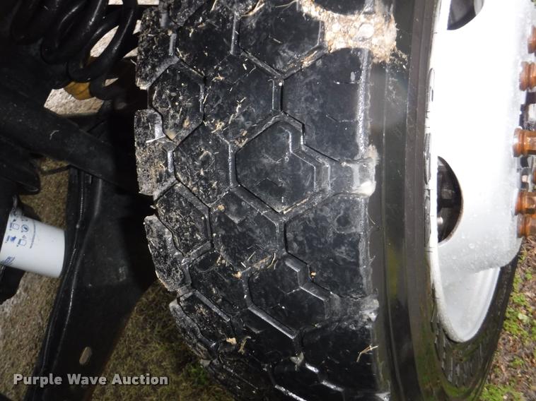 image for item DB3883 2013 Ford F450 Super Duty XLT flatbed pickup truck