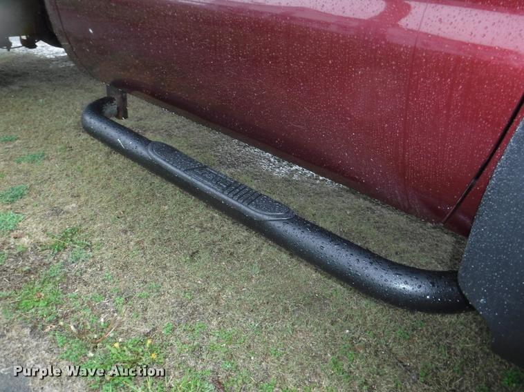 image for item DB3883 2013 Ford F450 Super Duty XLT flatbed pickup truck