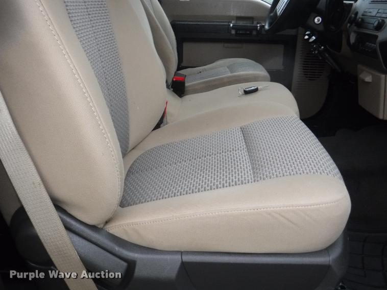 image for item DB3883 2013 Ford F450 Super Duty XLT flatbed pickup truck