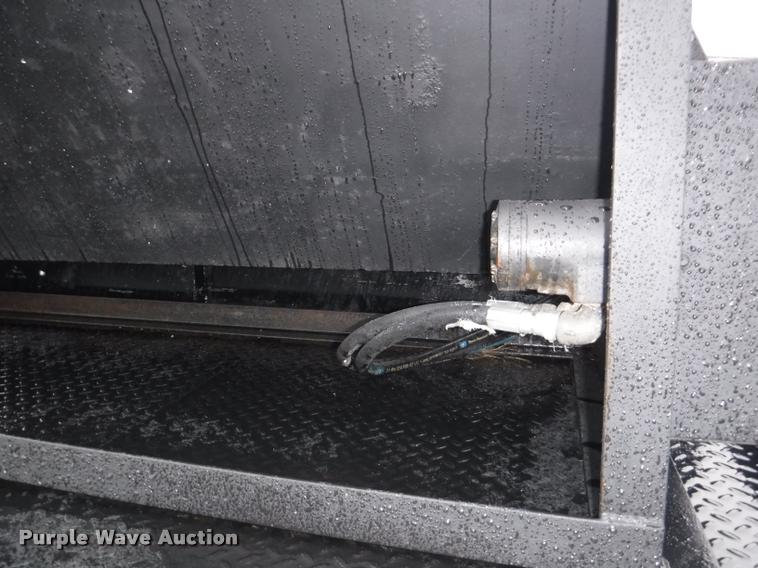 image for item DB3883 2013 Ford F450 Super Duty XLT flatbed pickup truck