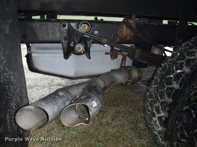 image for item DB3883 2013 Ford F450 Super Duty XLT flatbed pickup truck