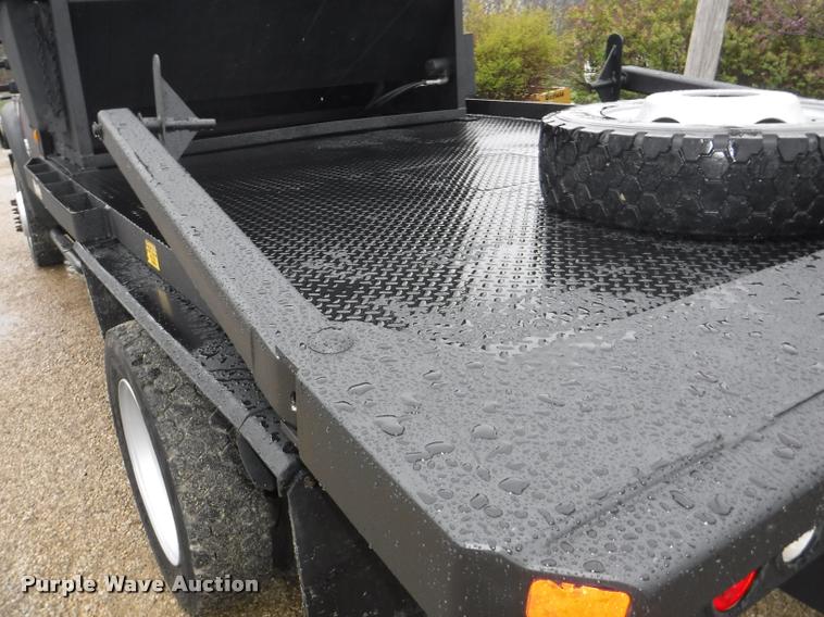 image for item DB3883 2013 Ford F450 Super Duty XLT flatbed pickup truck