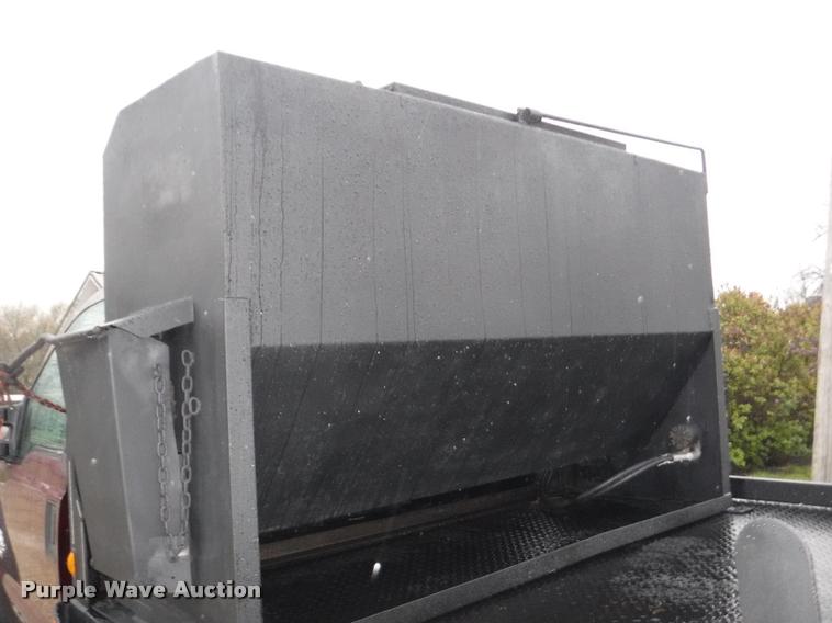 image for item DB3883 2013 Ford F450 Super Duty XLT flatbed pickup truck