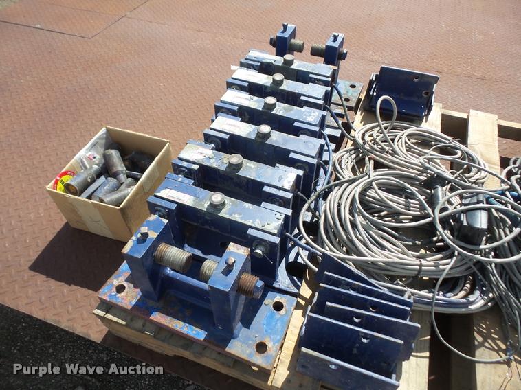 image for item DC9173 Fairbanks digital scale with platform