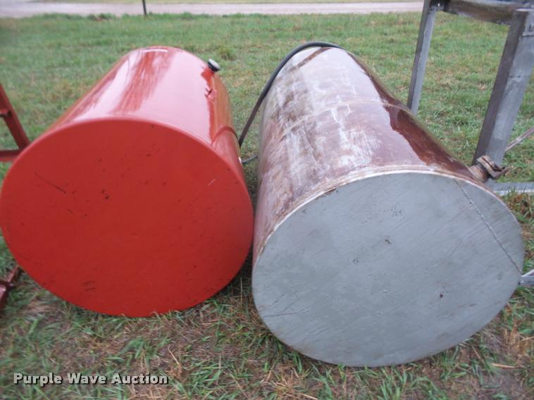 image for item DC9197 (2) fuel tanks