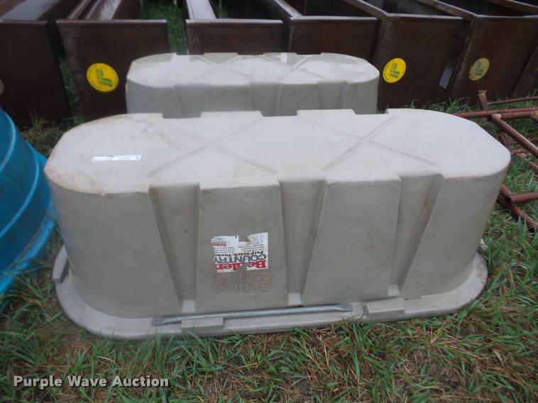 image for item DC9203 (3) water tanks