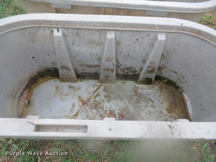 image for item DC9203 (3) water tanks