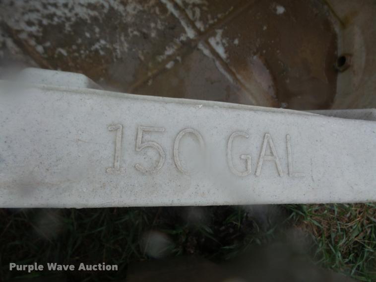 image for item DC9203 (3) water tanks