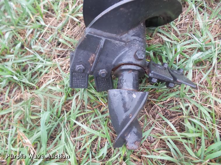 image for item DC9205 Triple C post hole auger