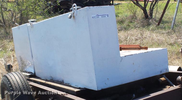 image for item DE9540 Fuel trailer