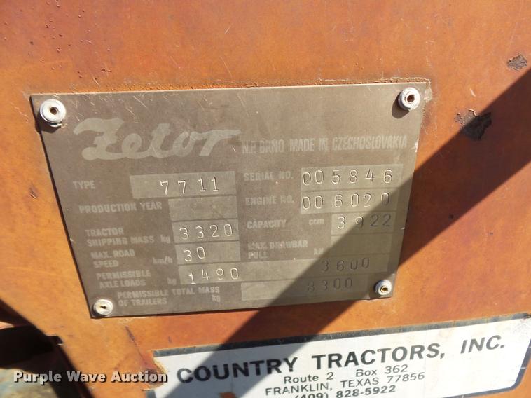 image for item DE9550 Zetor 7711 tractor