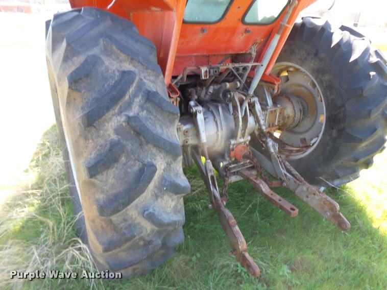image for item DE9551 Massey-Ferguson 1085 tractor