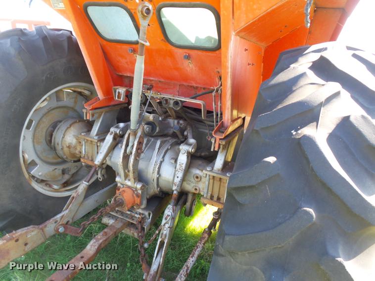 image for item DE9551 Massey-Ferguson 1085 tractor