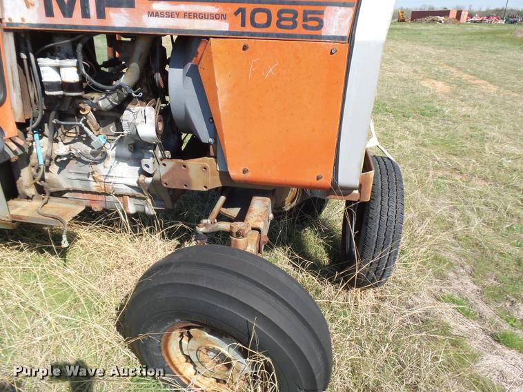 image for item DE9551 Massey-Ferguson 1085 tractor
