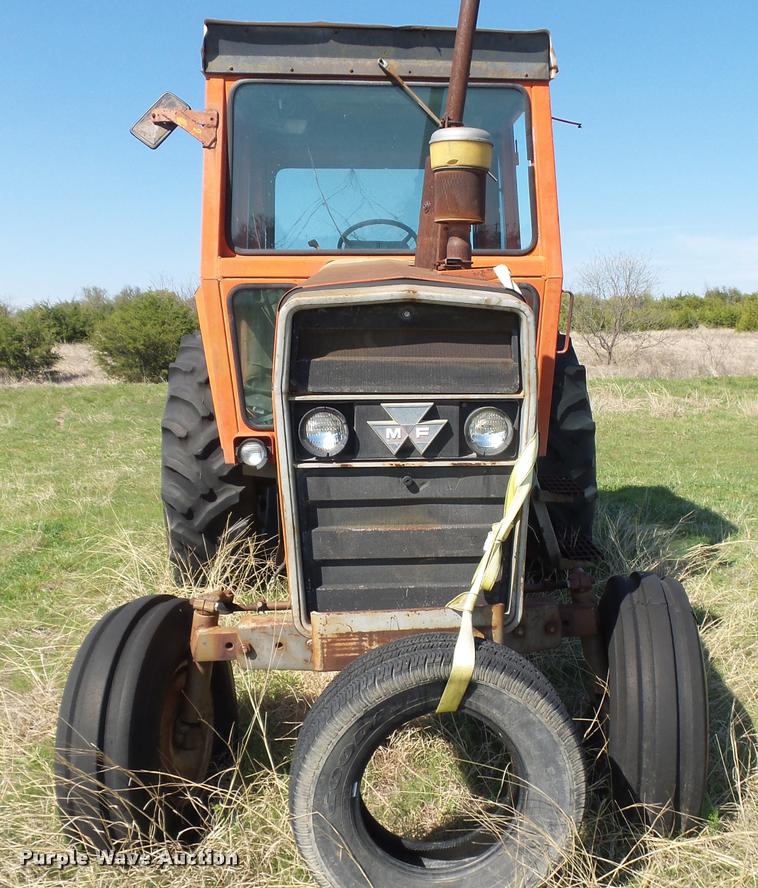 image for item DE9551 Massey-Ferguson 1085 tractor