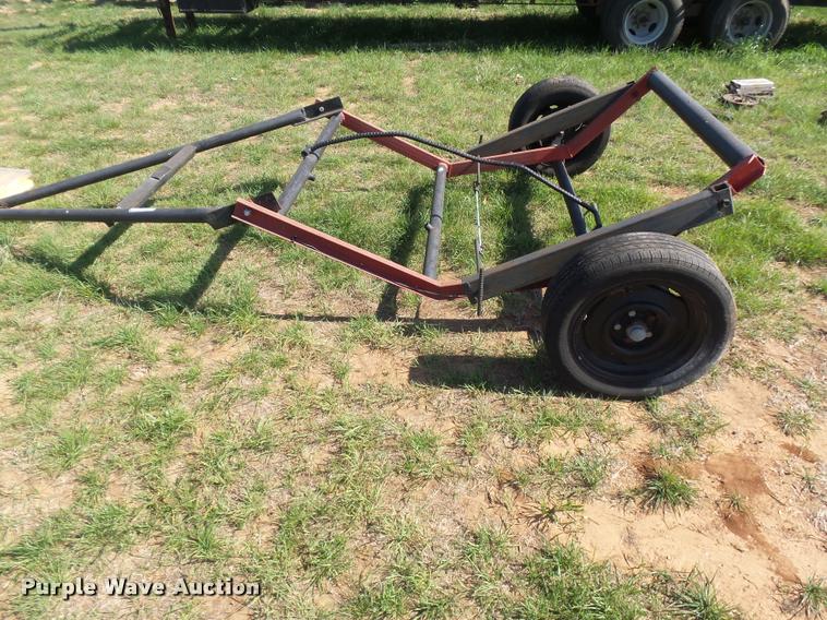 image for item DE9567 Bale buggy