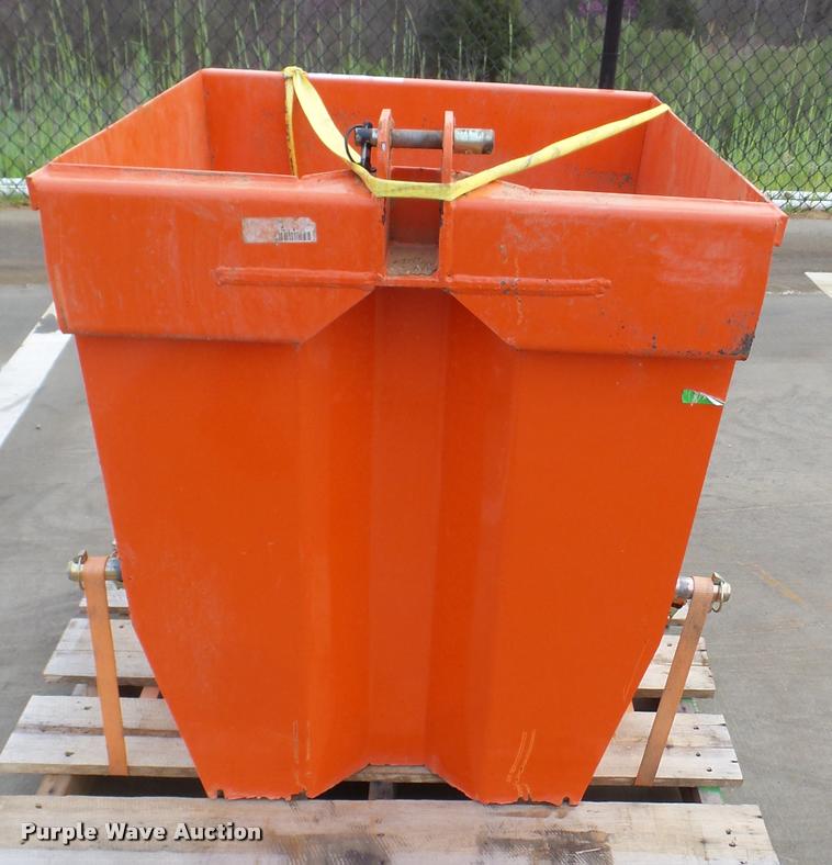 Kubota ballast box in Grapevine, TX Item DG9628 sold Purple Wave