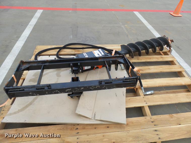 image for item DG9632 Kubota SA0 post hole auger