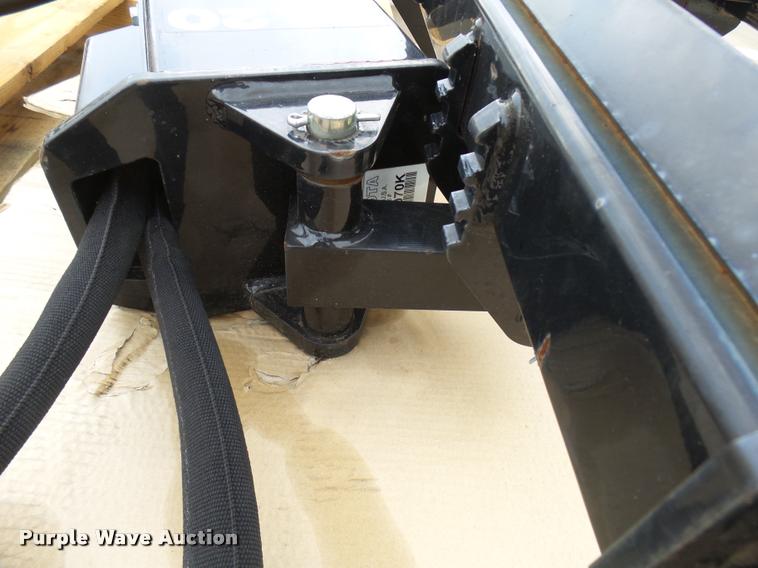 image for item DG9632 Kubota SA0 post hole auger