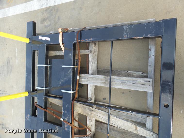 image for item DG9633 Kubota bale spear